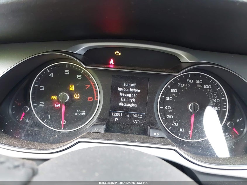 2016 AUDI A4 SEDAN 2.0L I-4 DI, DOHC, VVT, TURBO, 220HP