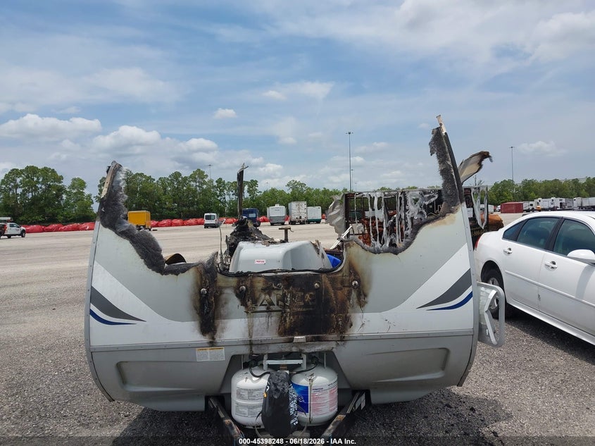2021 LANCE TRAVEL TRAILER auction photo 6