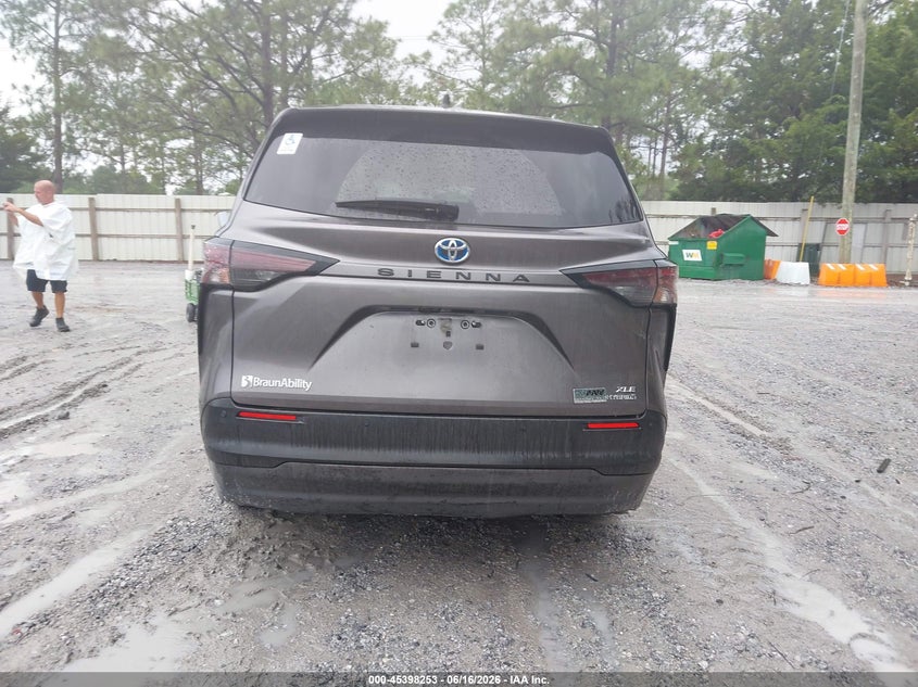 2023 Toyota Sienna (VIN: 5TDYRKECXPS150969)