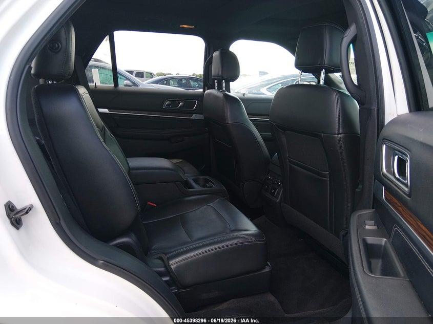2016 FORD EXPLORER auction photo 8