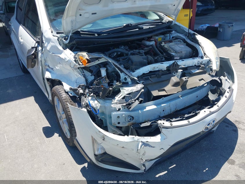 2017 Toyota Prius C One VIN: JTDKDTB31H1597638 Lot: 45398438
