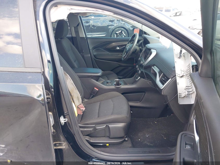 2024 GMC TERRAIN auction photo 5