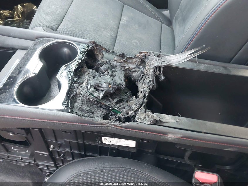 2024 CHEVROLET BLAZER EV auction photo 6