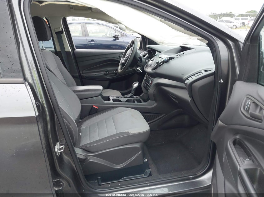 2017 FORD ESCAPE auction photo 5