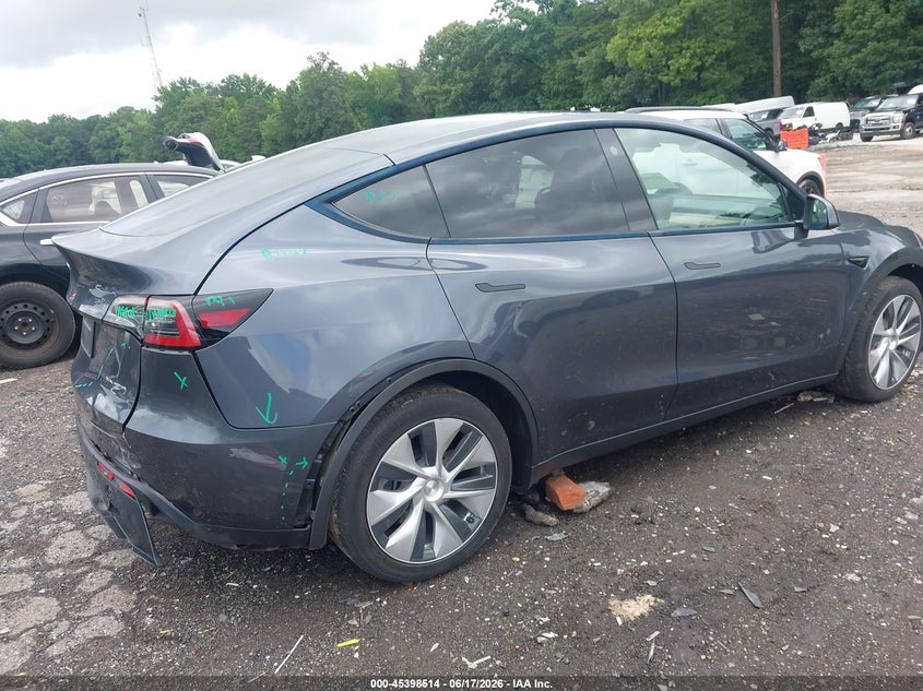 2023 TESLA MODEL Y auction photo 4