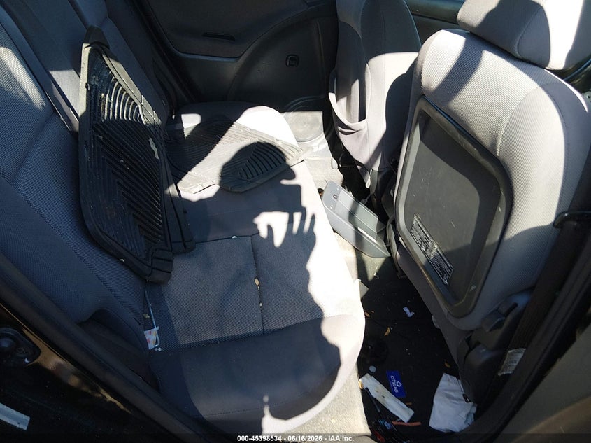 2003 TOYOTA MATRIX auction photo 8