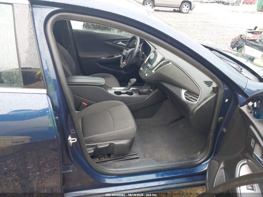 2022 CHEVROLET MALIBU auction photo 5