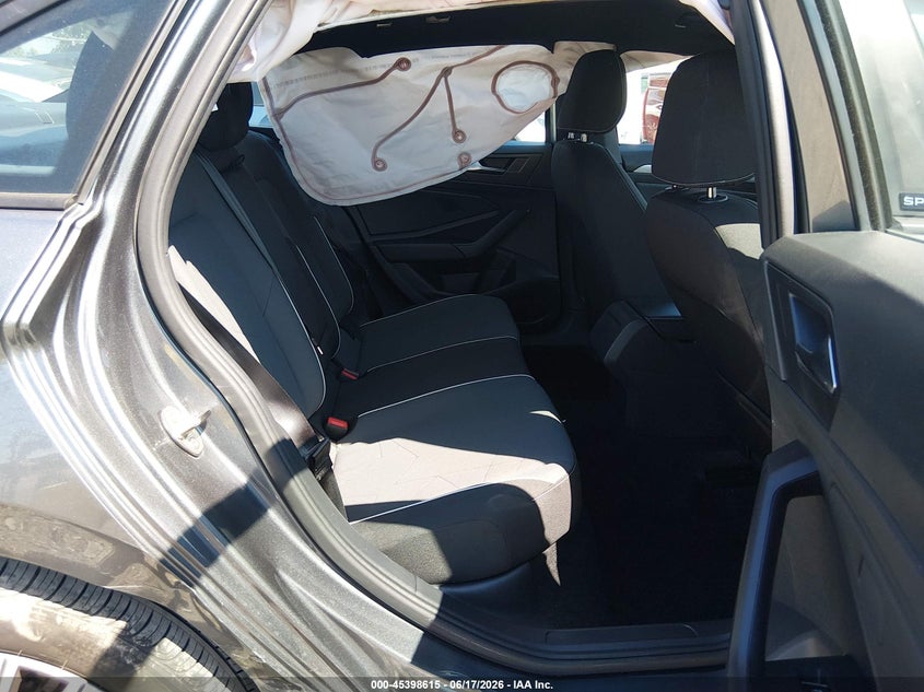 2025 VOLKSWAGEN JETTA auction photo 8