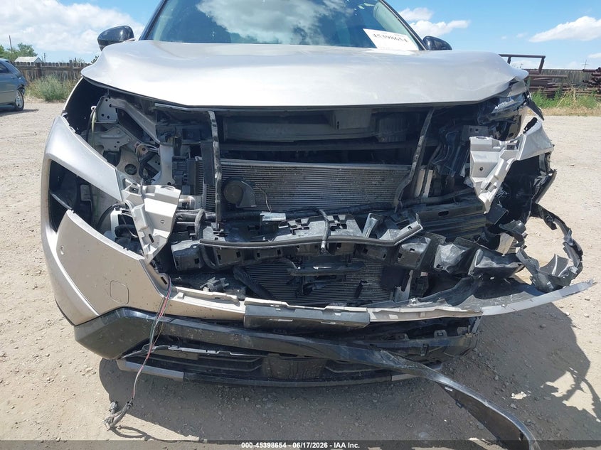 2024 NISSAN ROGUE auction photo 6
