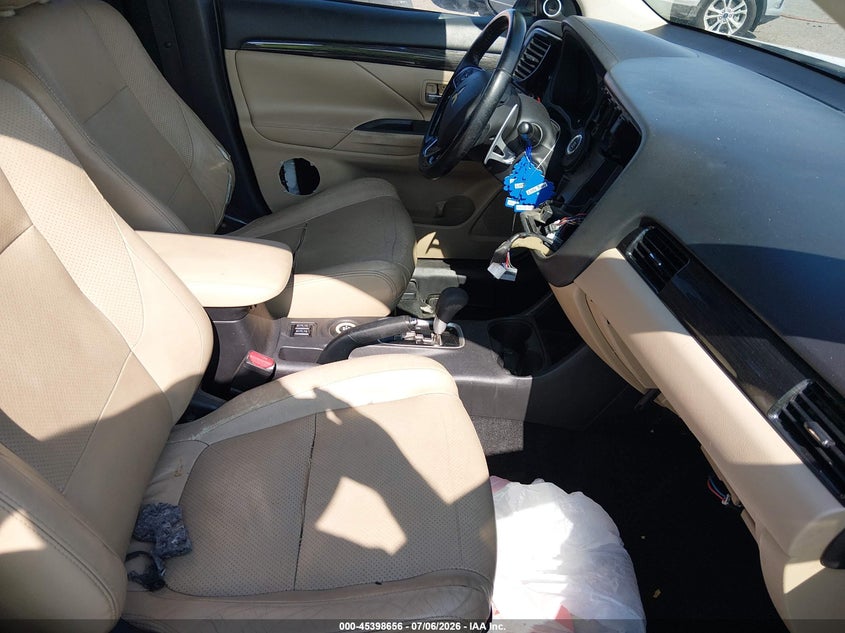 2016 MITSUBISHI OUTLANDER auction photo 5