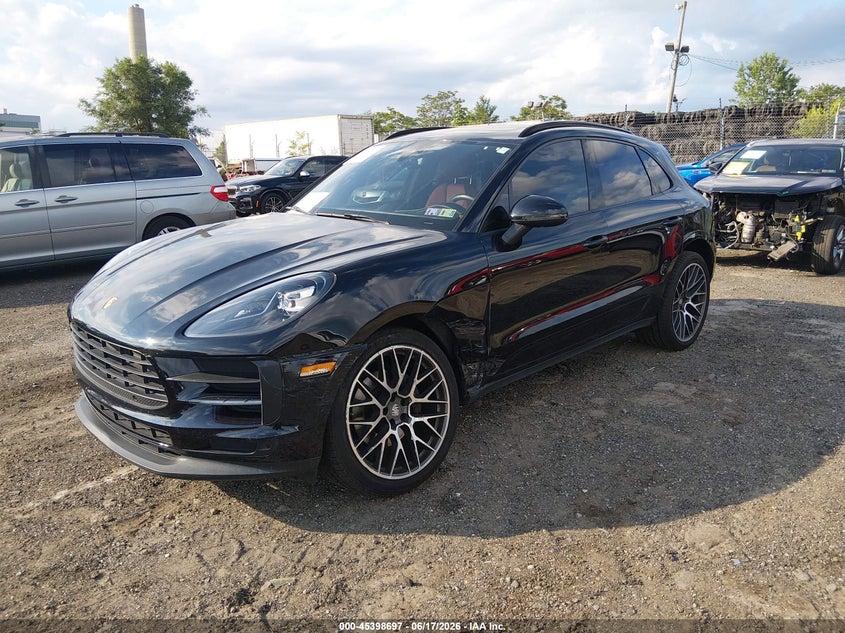 2019 PORSCHE MACAN auction photo 2