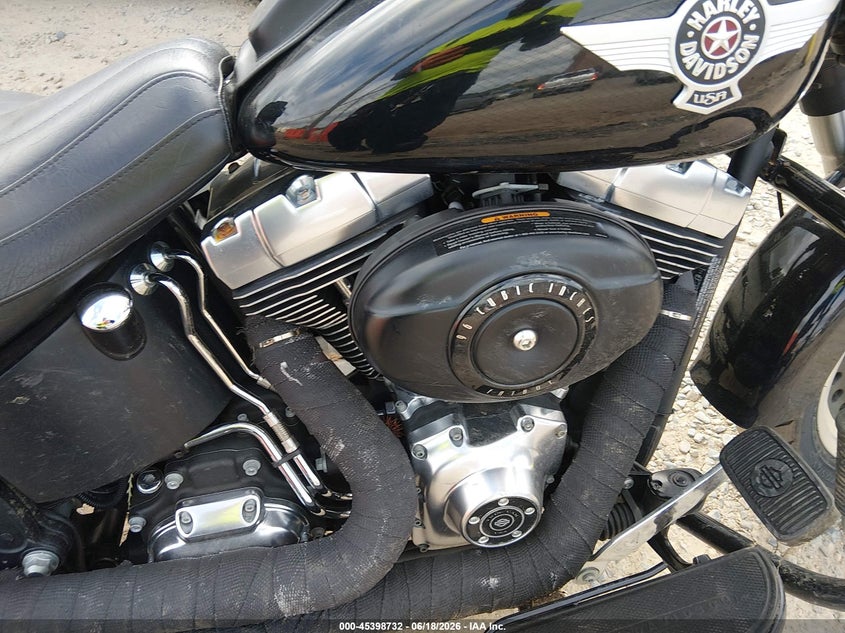 2011 Harley-Davidson Flstfb VIN: 1HD1JN510BB027060 Lot: 45398732