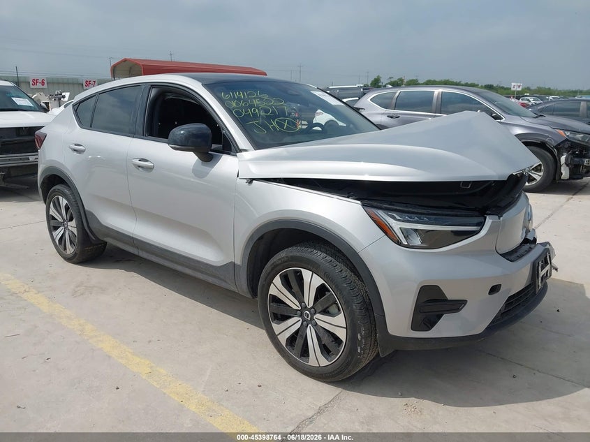 2023 Volvo C40