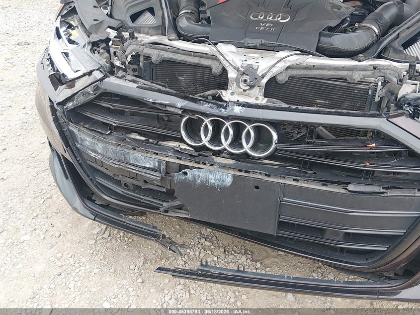 2020 AUDI S8 auction photo 6