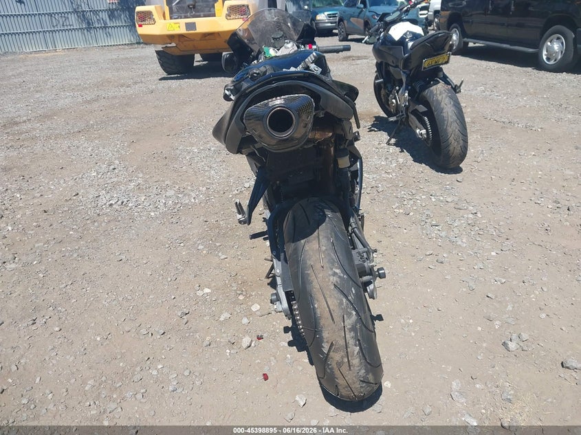 2007 Kawasaki Zx600 P VIN: JKAZX4P157A008070 Lot: 45398895