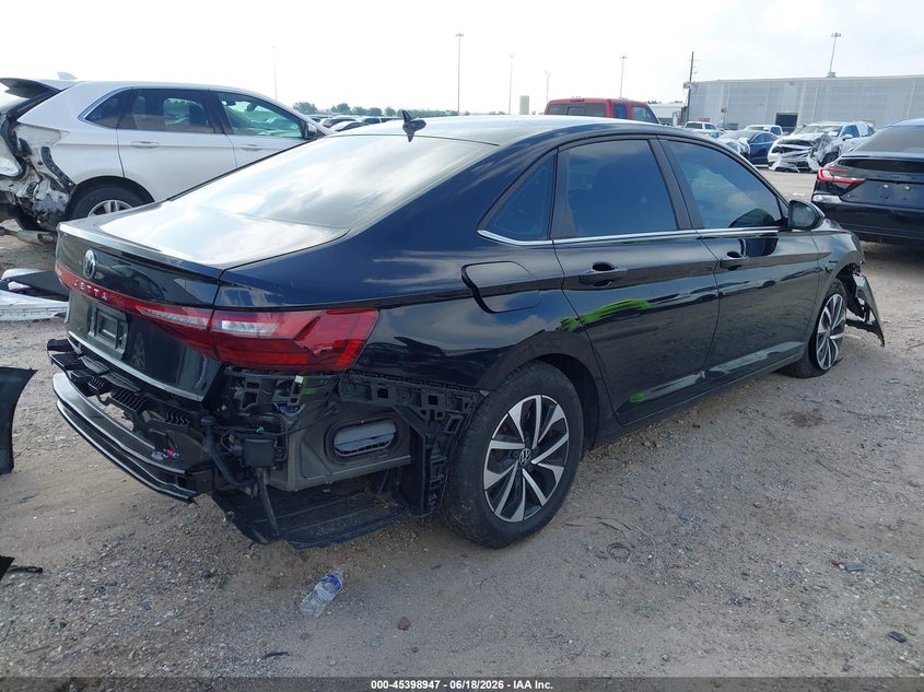 2026 VOLKSWAGEN JETTA auction photo 4