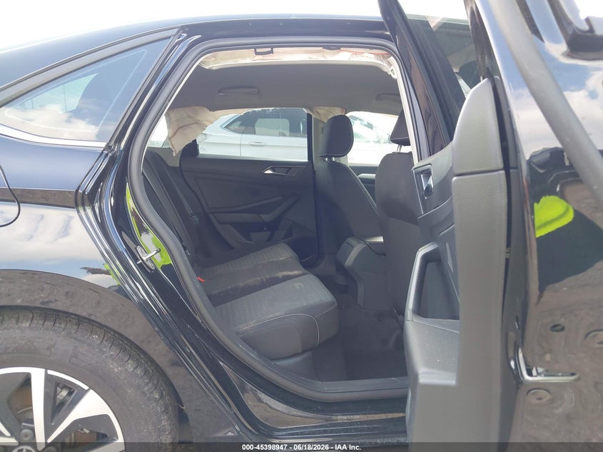 2026 VOLKSWAGEN JETTA auction photo 8