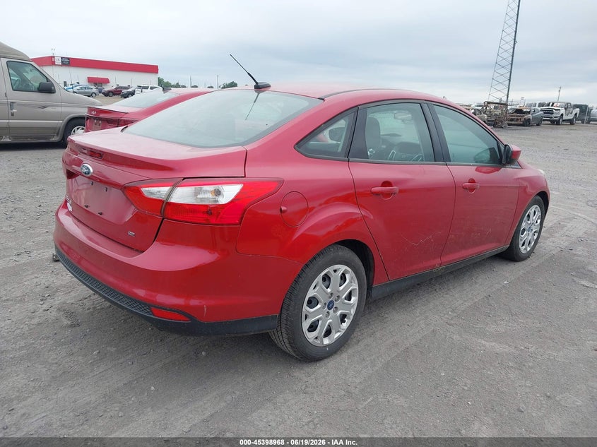 Vin: 1fahp3f26cl320893, lot: 45896971, ford focus se 20124