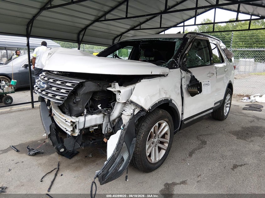 1FM5K8D82HGA30551 2017 FORD EXPLORER XLT photo 1