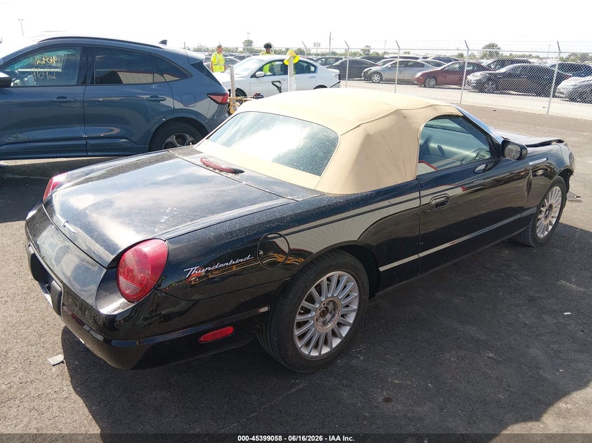 2005 FORD THUNDERBIRD auction photo 4