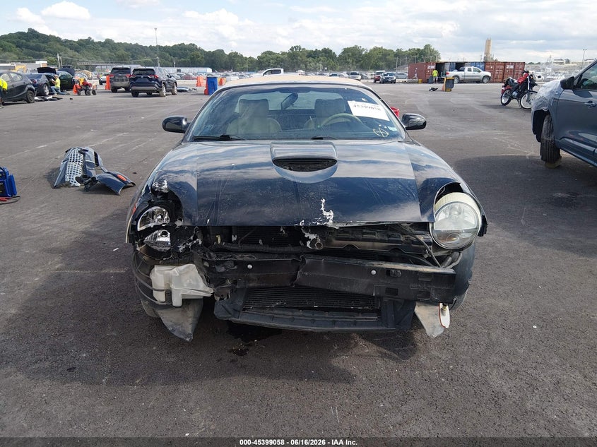 2005 FORD THUNDERBIRD auction photo 6