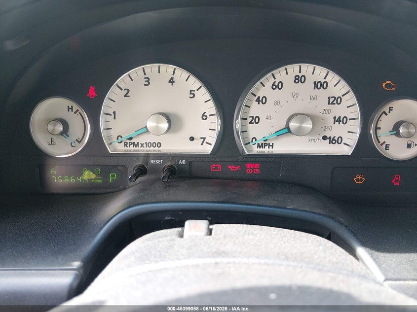 2005 FORD THUNDERBIRD auction photo 7