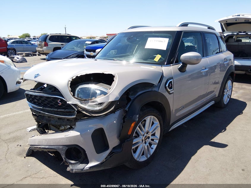 2024 MINI COUNTRYMAN auction photo 2