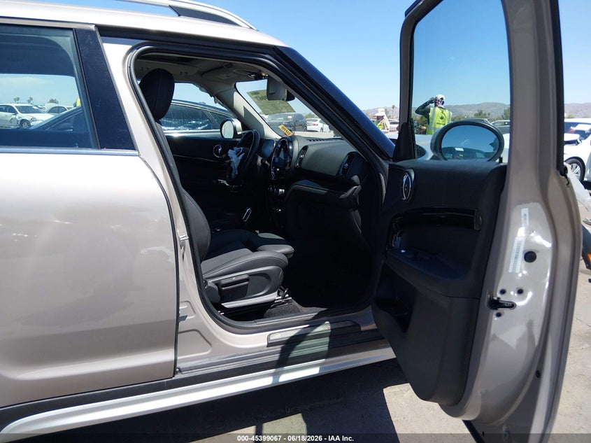 2024 MINI COUNTRYMAN auction photo 5