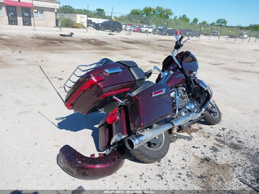 2019 HARLEY-DAVIDSON FLTRU auction photo 4