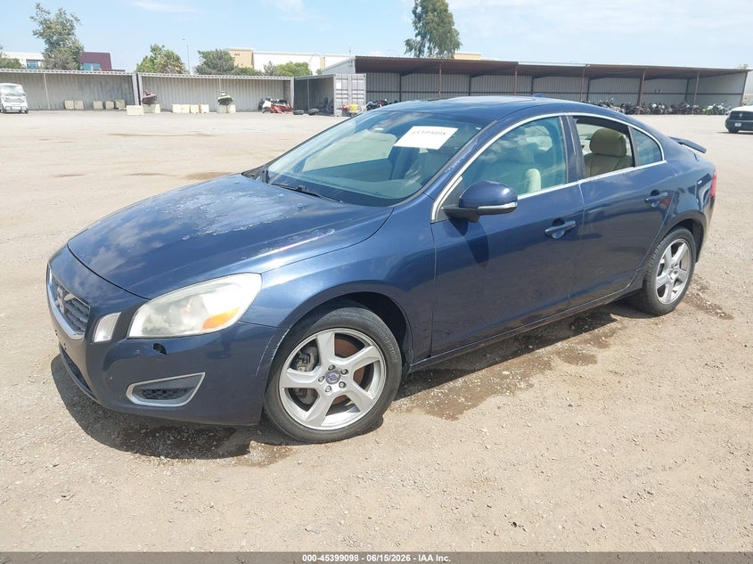 2013 Volvo S60 T5 YV1612FS6D1219521 photo 1