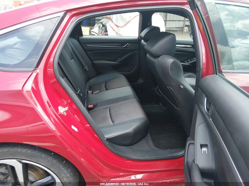 2019 HONDA ACCORD auction photo 8