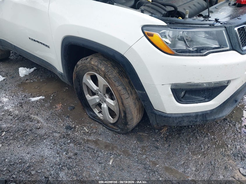 2019 JEEP COMPASS auction photo 6