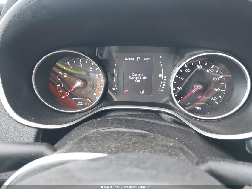 2019 JEEP COMPASS auction photo 7