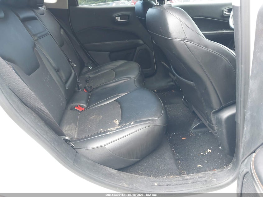 2019 JEEP COMPASS auction photo 8