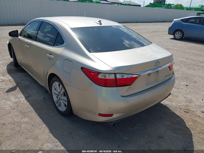 Vin: jthbk1ggxd2072392, lot: 45897200, lexus es 350 20133
