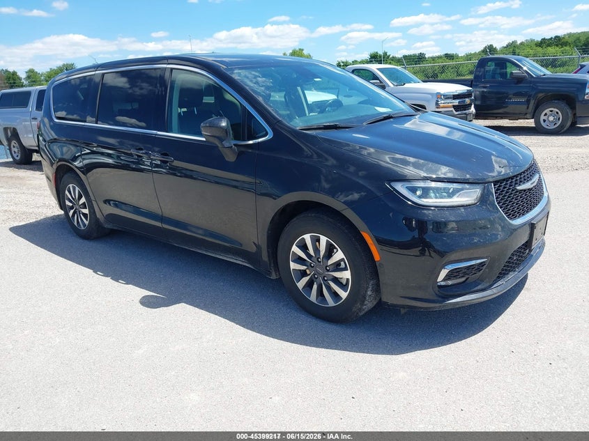 Vin: 2c4rc1l7xpr575669, lot: 45897220, chrysler pacifica hybrid touring l 2023 img_1