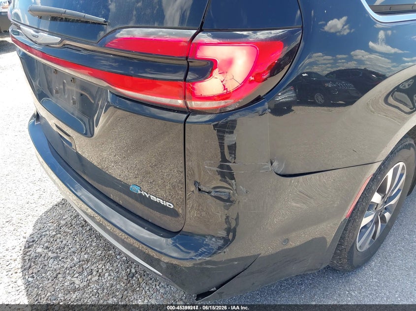 2023 CHRYSLER PACIFICA HYBRID auction photo 6