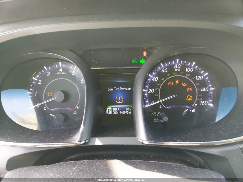2015 TOYOTA AVALON auction photo 6