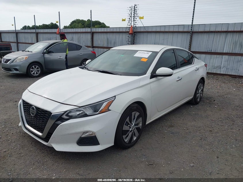 AtlanticExpress - Nissan Altima