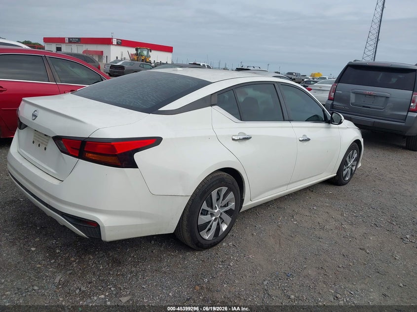 AtlanticExpress - Nissan Altima