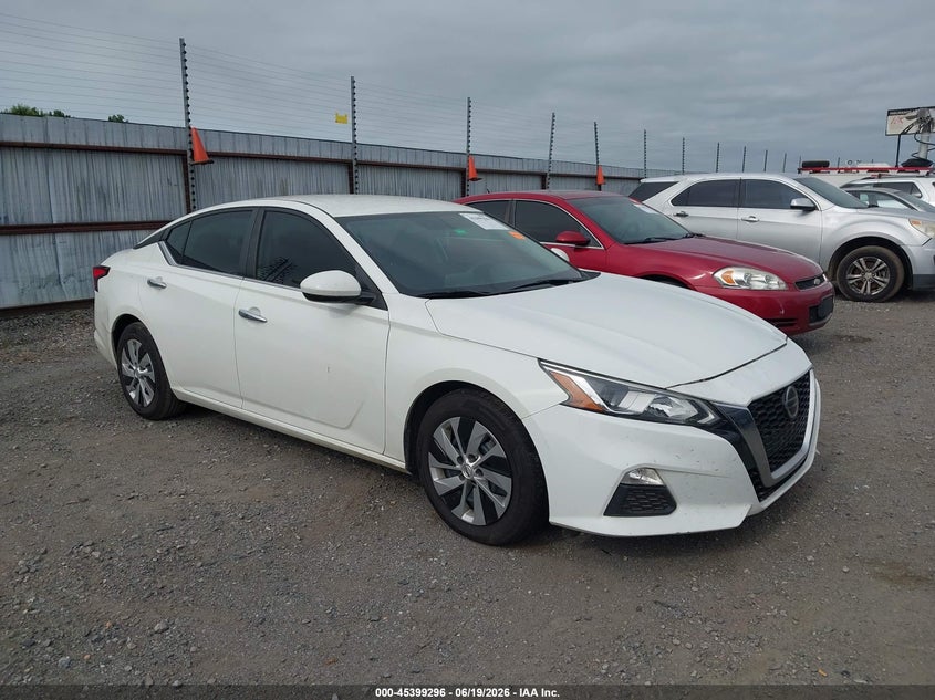 2020 Nissan Altima