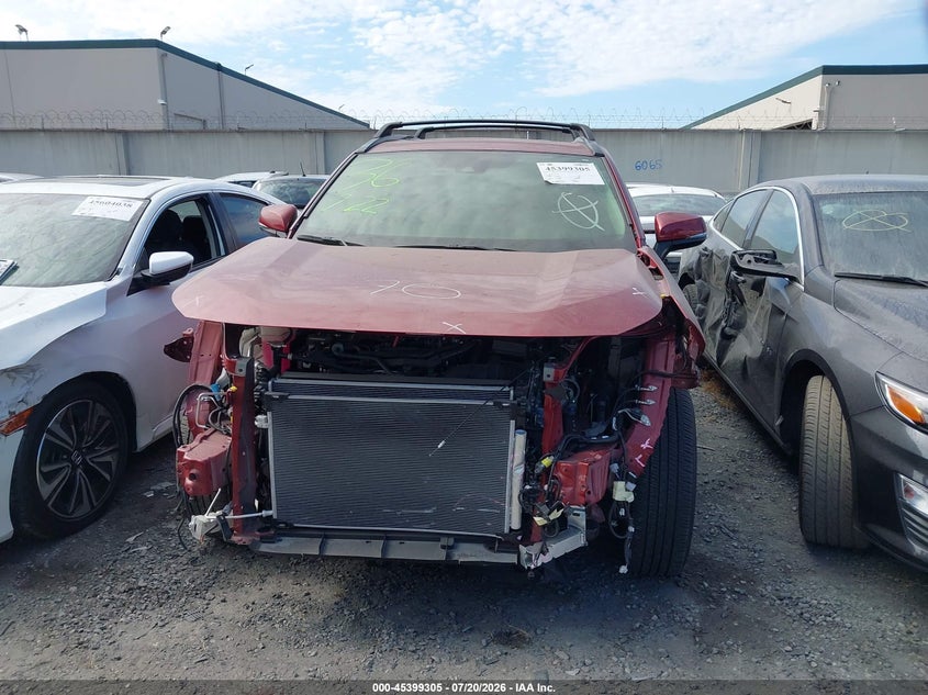 2025 TOYOTA RAV4 HYBRID XLE PREMIUM — Photo 13