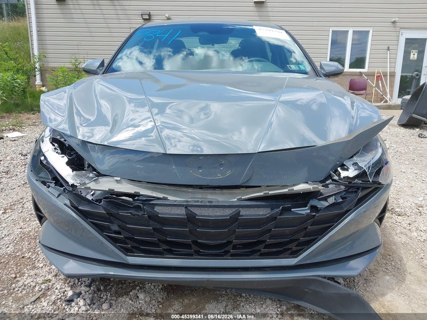 VIN KMHLL4AG9PU437145 2023 HYUNDAI ELANTRA SE