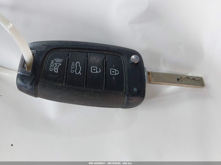 VIN KMHLL4AG9PU437145 2023 HYUNDAI ELANTRA SE