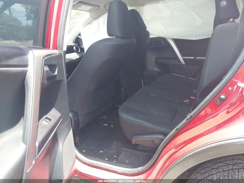 VIN JTMZFREV6HJ117361 2017 TOYOTA RAV4 LE