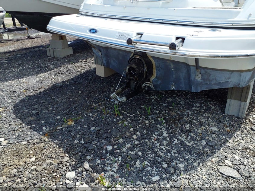 2016 CROWNLINE 23' auction photo 6