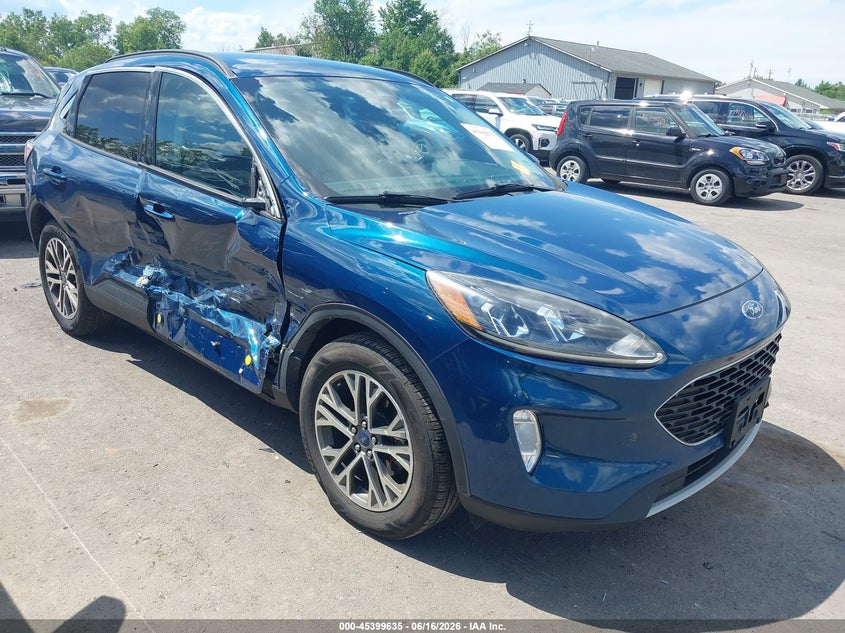 2020 FORD ESCAPE auction photo 1
