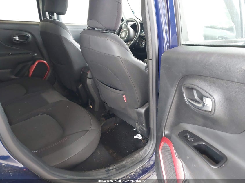 AtlanticExpress - Jeep Renegade