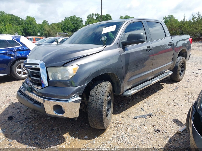 2011 TOYOTA TUNDRA auction photo 2