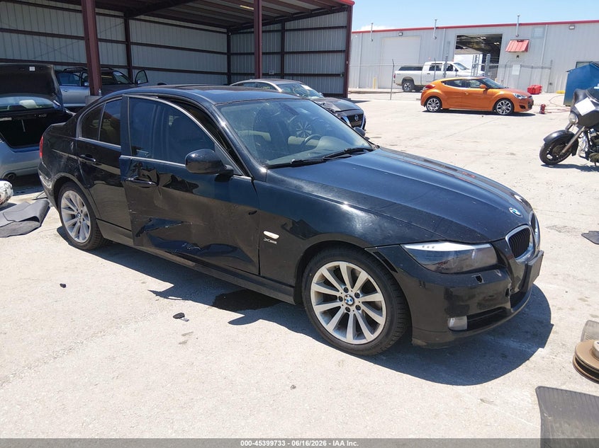 Vin: wbapk5c54bf124539, lot: 45897736, bmw 328i xdrive 2011 img_1